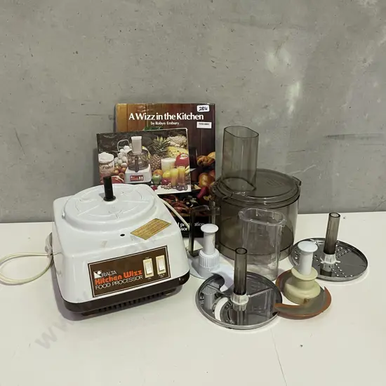 Ralta Kitchen Wizz Food Processor with Recipe Book