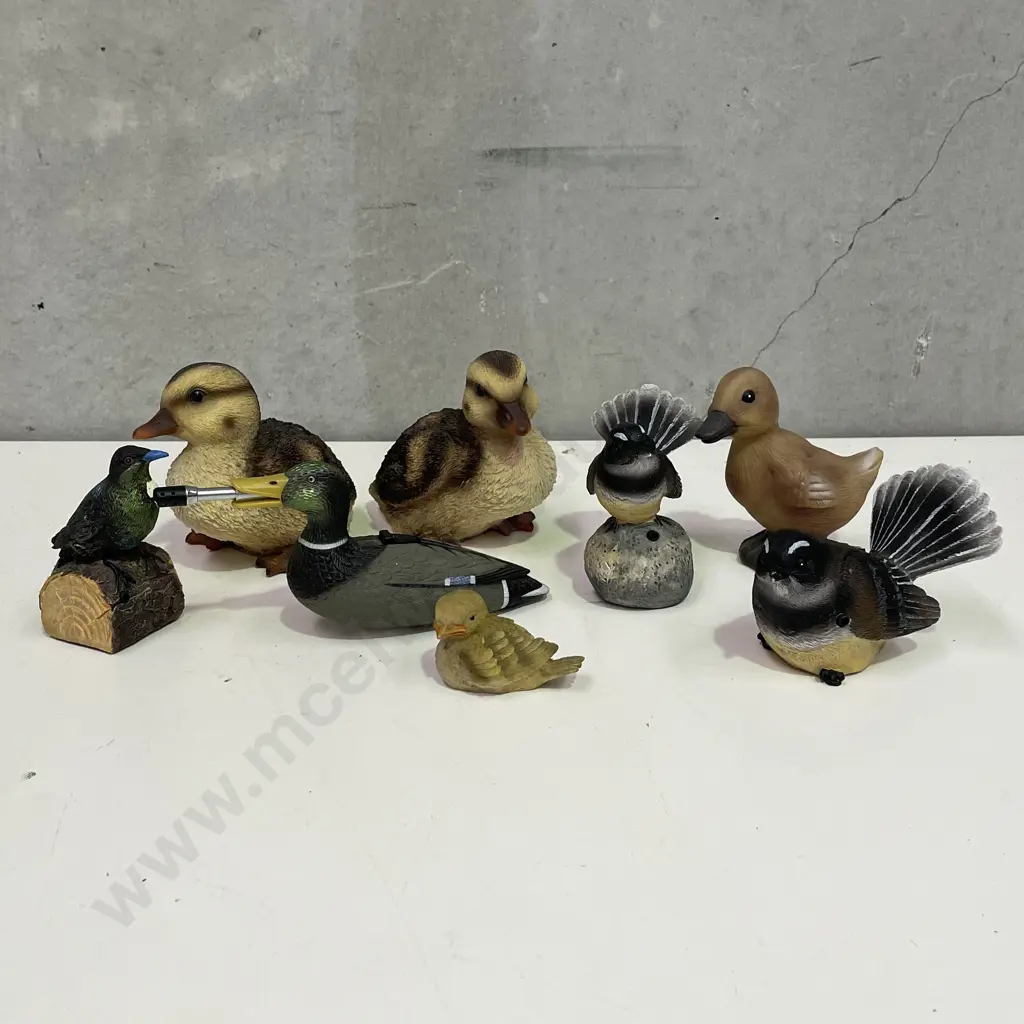 Assorted Bird/Duck Ornaments including lighter Image 1++