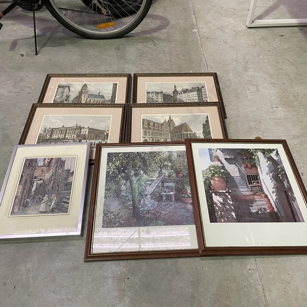 Selection of Artworks Image 1++
