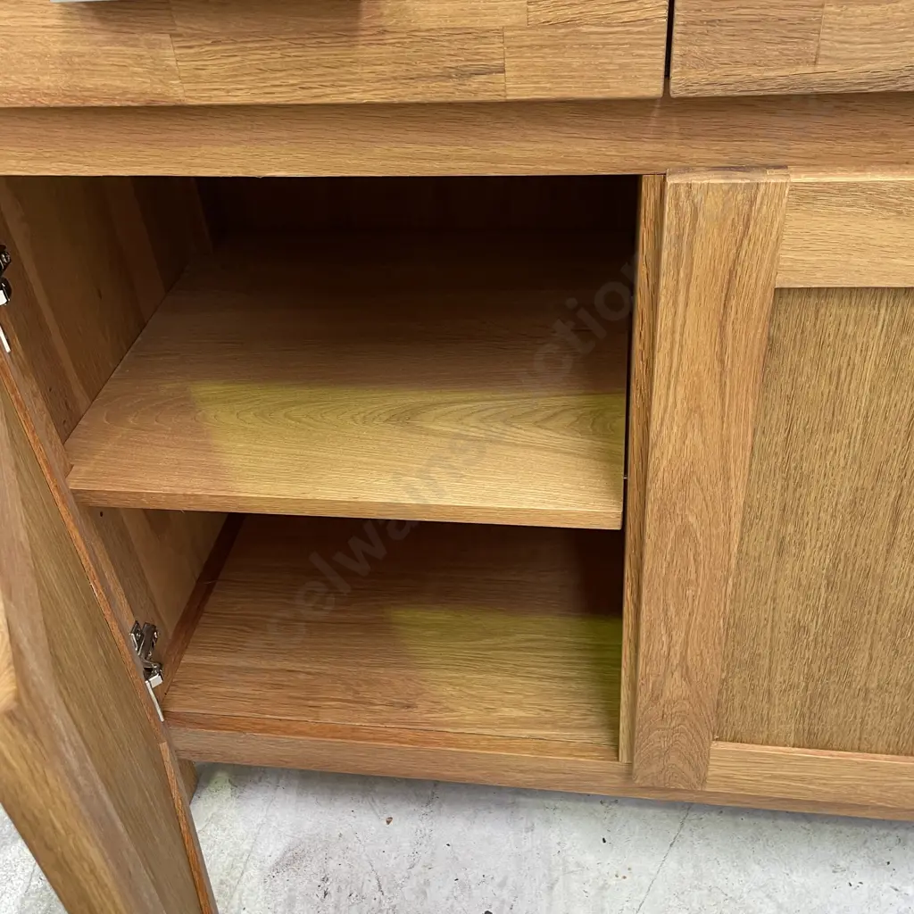 Ex Furnish "Modena" Solid Oak 3 Drawer, 3 Door Buffet/Sideboard L1.4m D46cm H87cm. Excellent Cond Image 1++