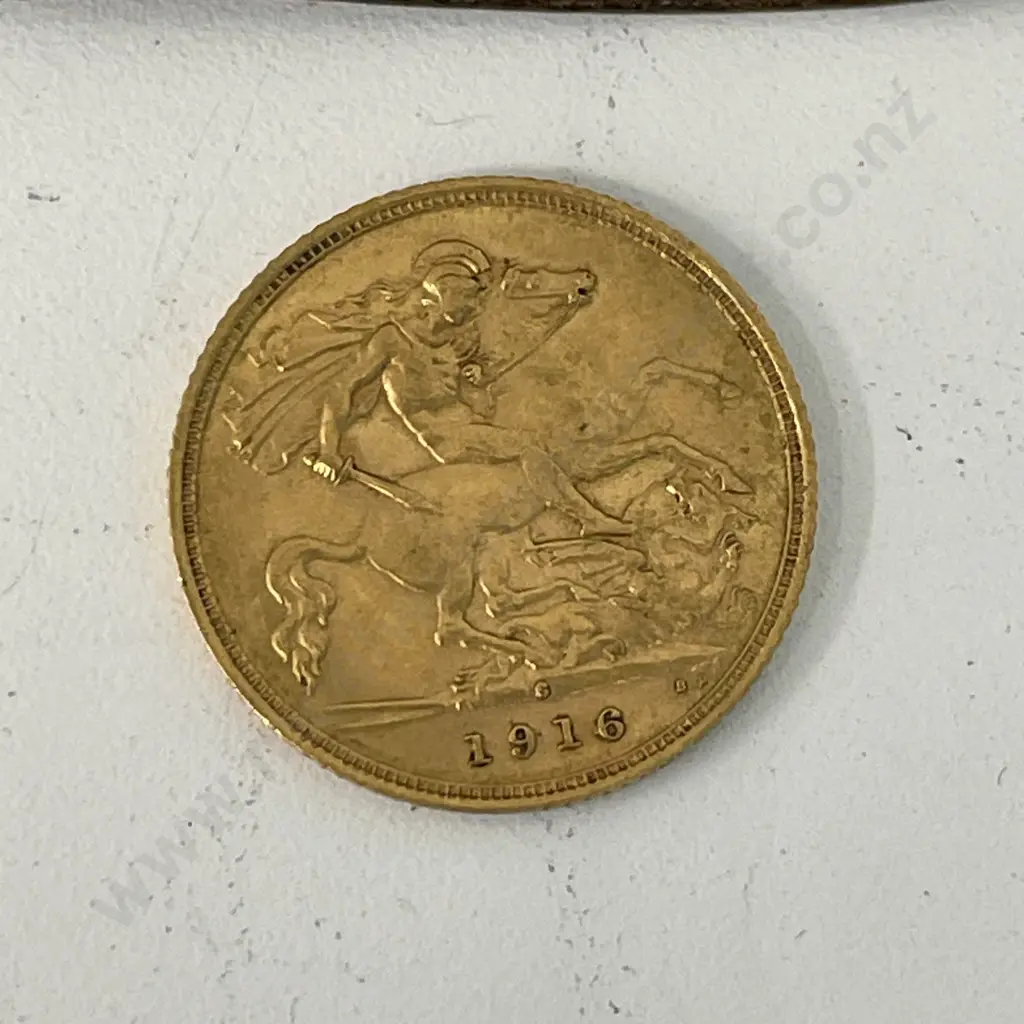 Gold 1916 Half Sovereign with leather pouch Image 1++