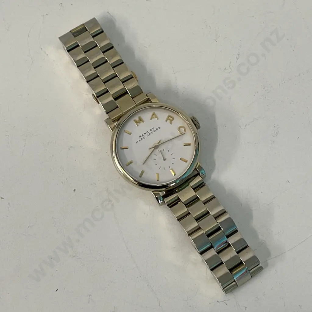 Marc Jacobs Gold Coloured Watch Image 1++