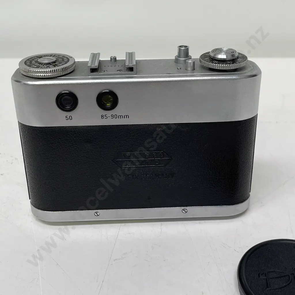 Vintage Diax IIb with Schneider-Kreuznach Lens Image 1++