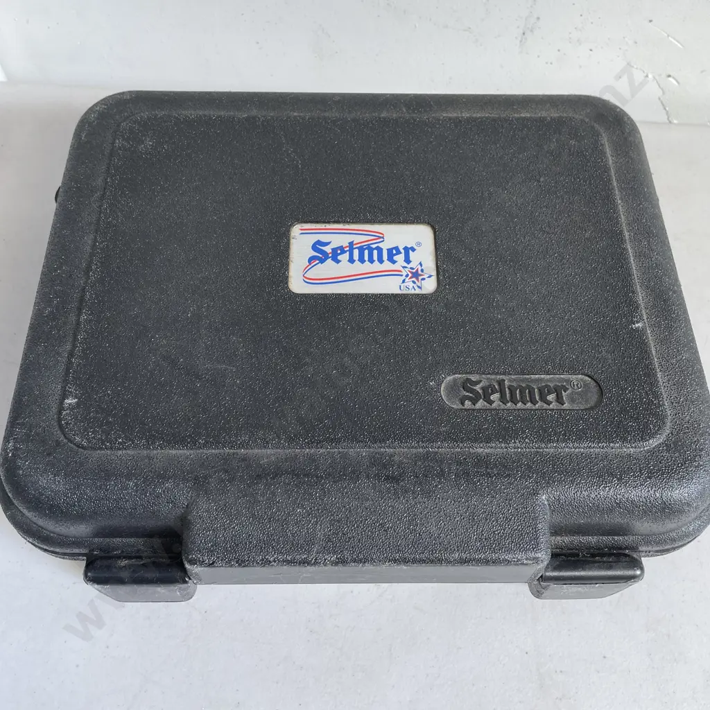 Rare Vintage Selmer USA 1400 Clarinet. In cloth lined hard case Image 1++