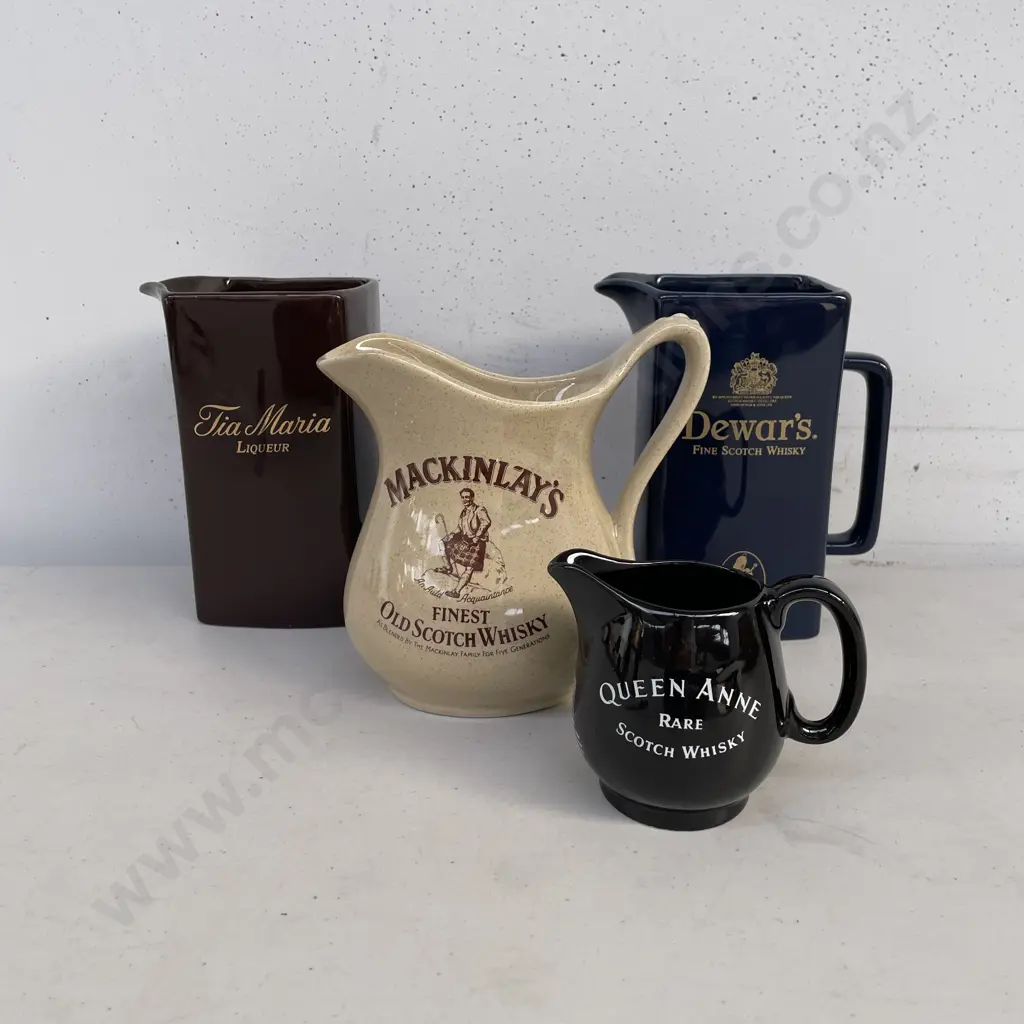 Assorted Vintage Alcohol Advertising Jugs Image 1++