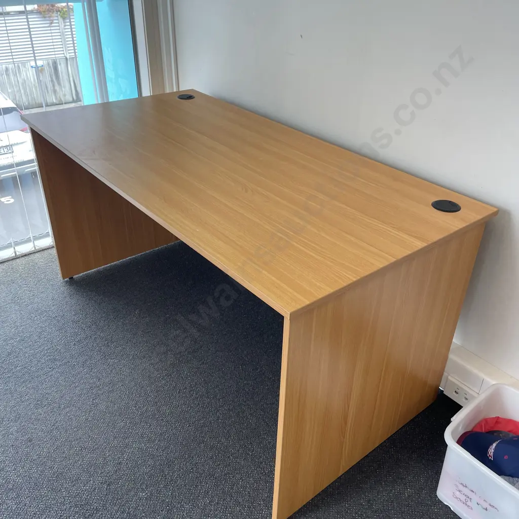 Wood Effect Office Desk H73 W150 D75 Image 1++