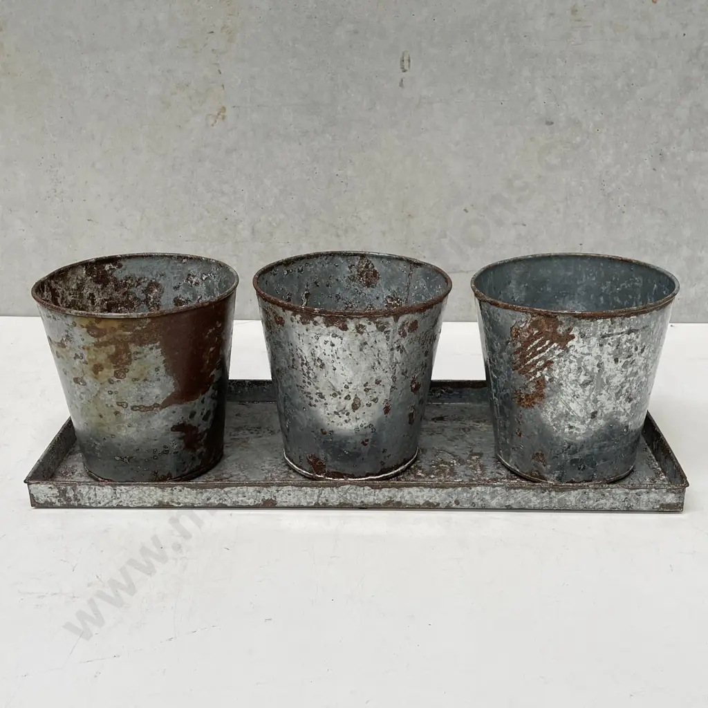 Rustic Zinc Trio of Pots on Undertray Image 1++