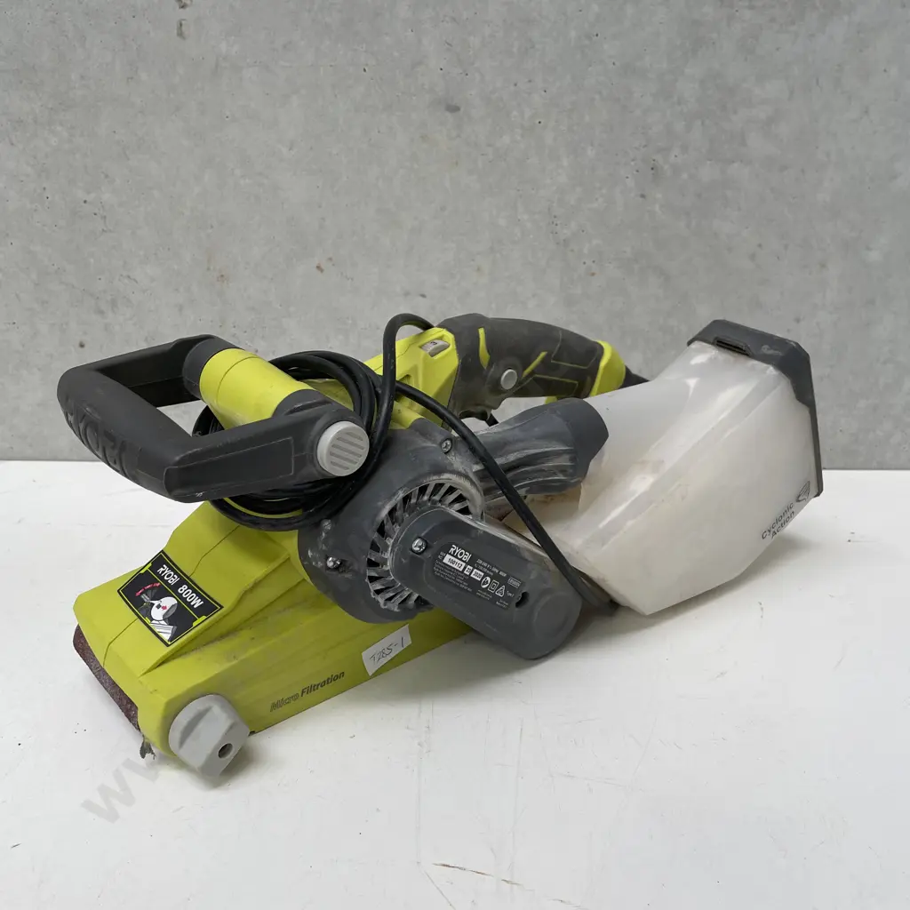 Ryobi 800W Sander. Model EBS800V Image 1++