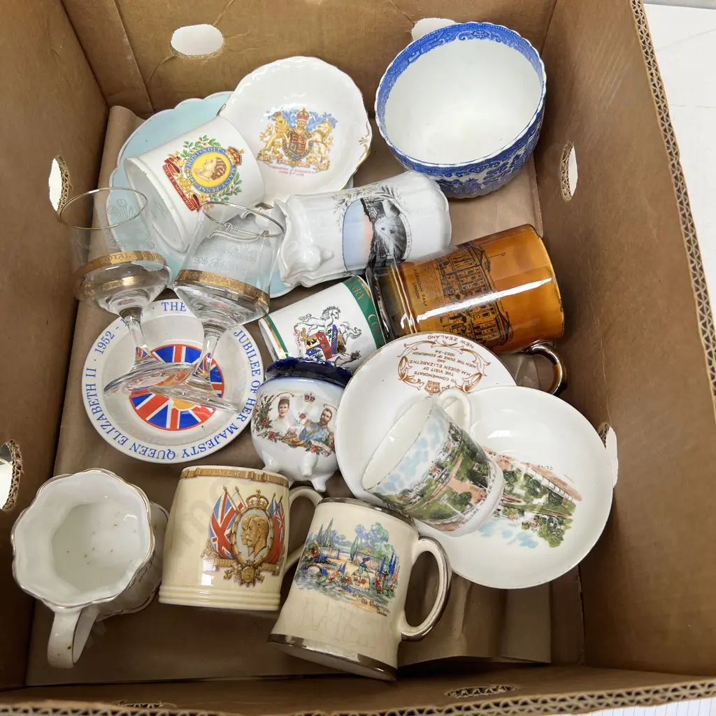 Box of Assorted Image 1++