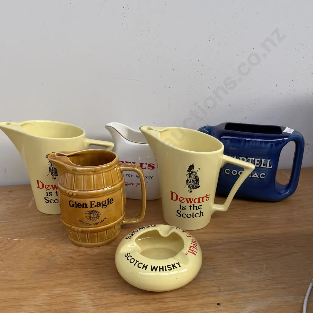 Box of Vintage Advertsing Alcohol Items (some faults) Image 1++