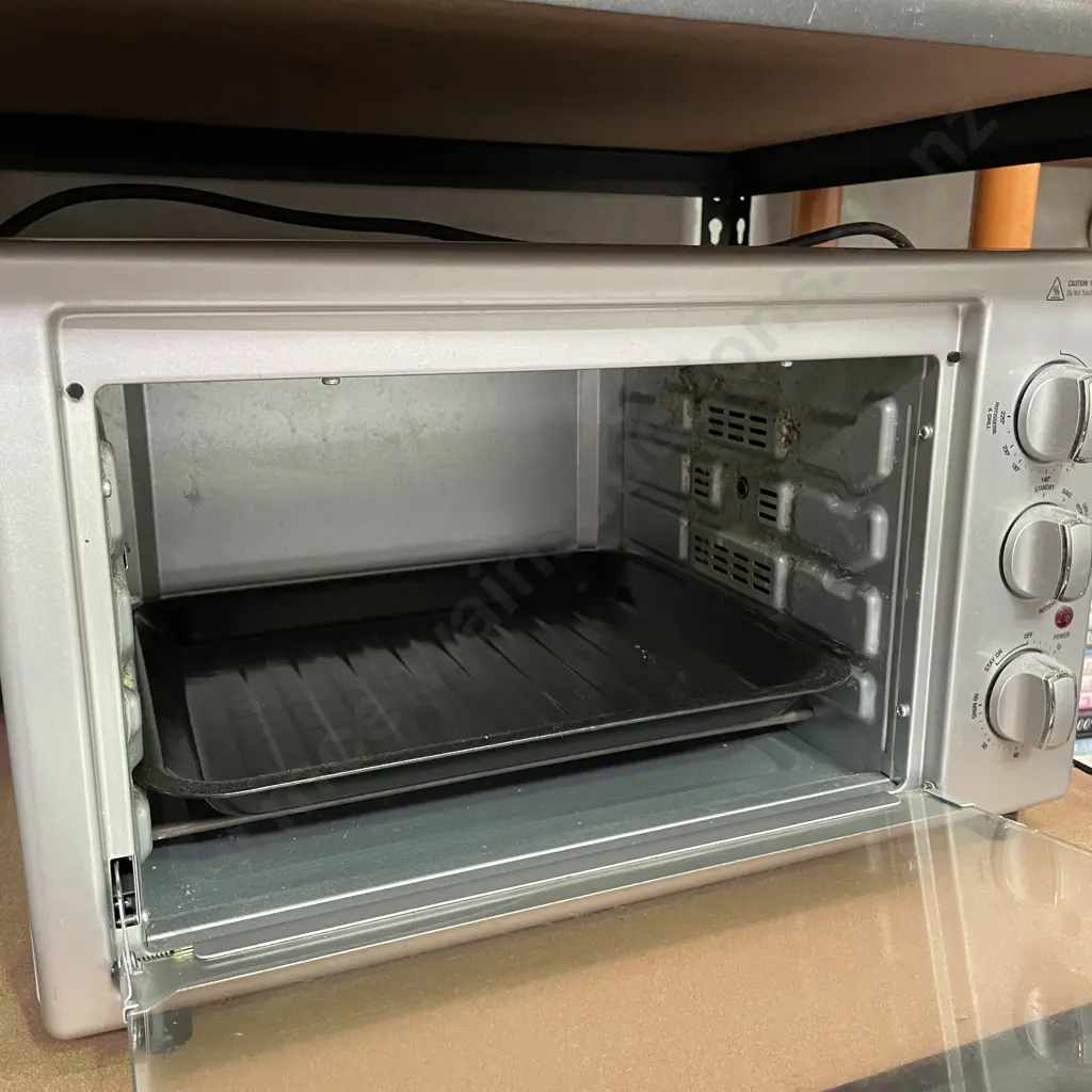 Breville LOV560 Convenction Oven Image 1++