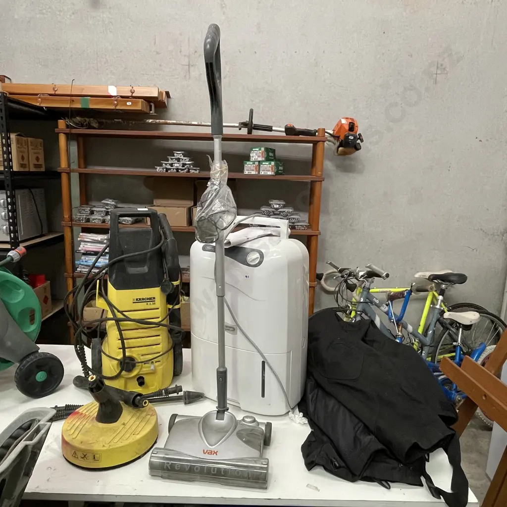 DeLonghi Dehumidifier CF05M with Manual and Vax Revolution Electric Sweeper Image 1++