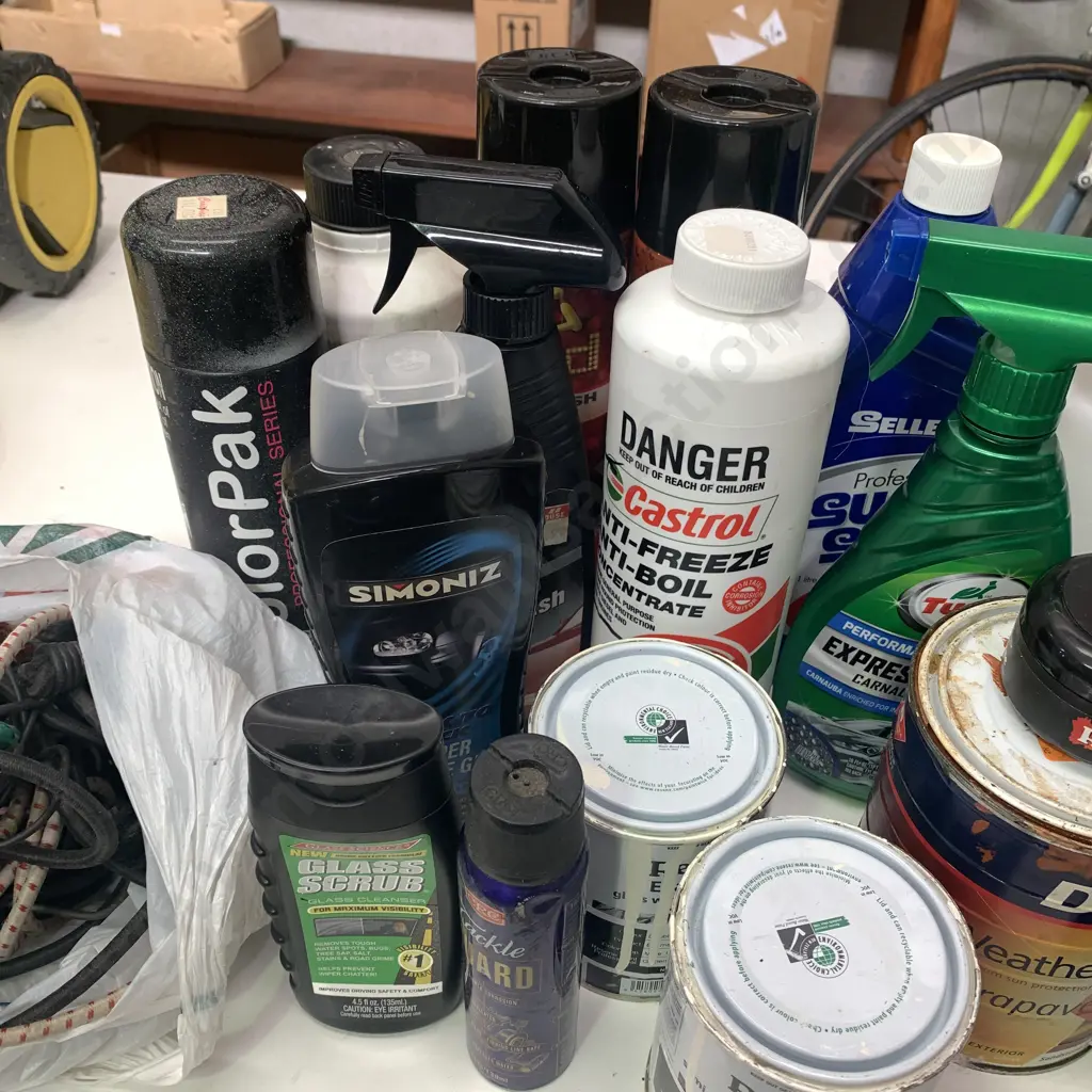 Box of Assorted Garage and Car Care Products  Image 1++