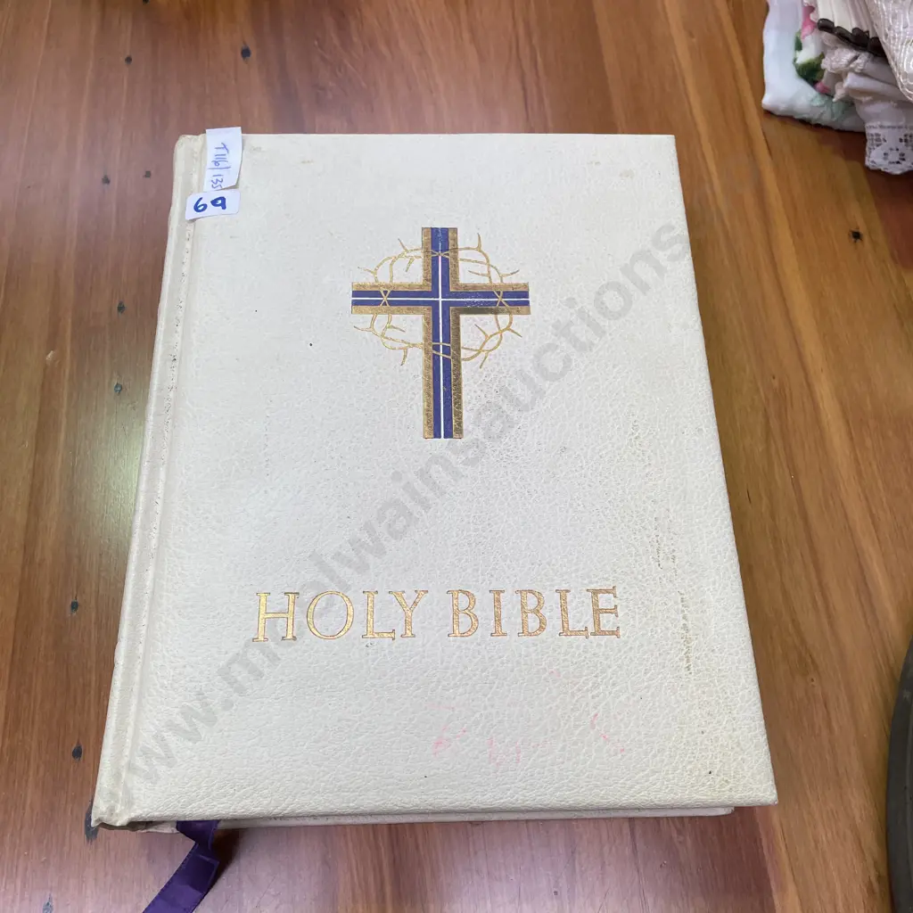 Vintage Bible Image 1++