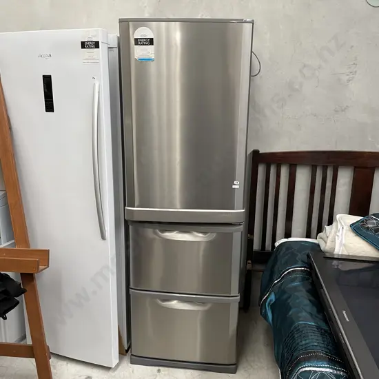 Mitsubishi Refrigerator Freezer Model MR-CU415T-ST-A