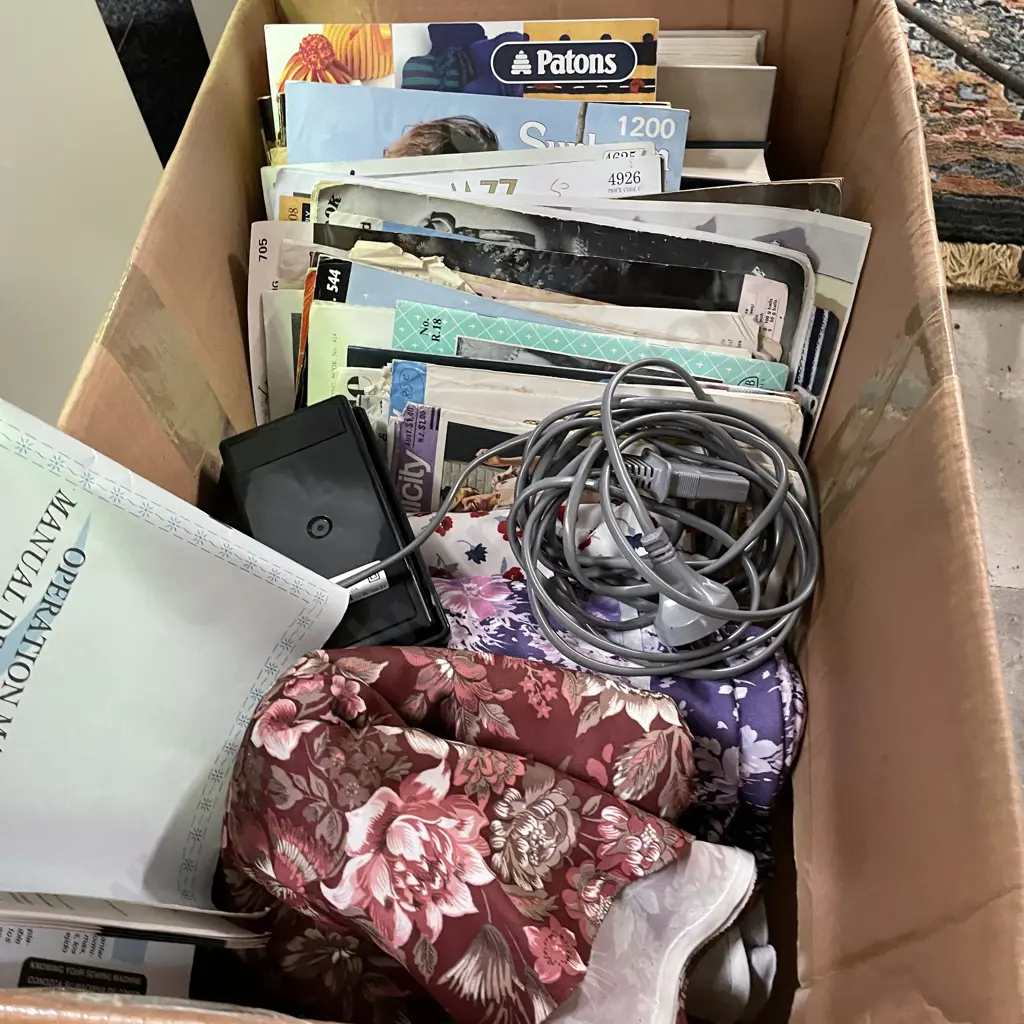 Brother PS-1250 Pacesetter Sewing Machine with Cord with Box of Various Sewing Books, Patterns etc Image 1++