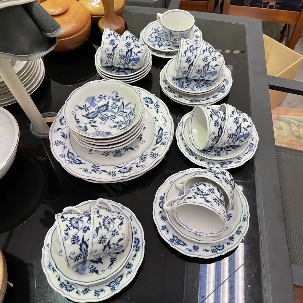 Assortment of Blue and White Blue Danube dinner/teaware Image 1++