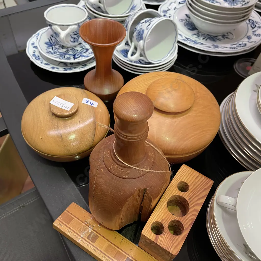 Large Seleciton of woodenware incluidng Totara, Kauri and Sovereign ware Image 1++
