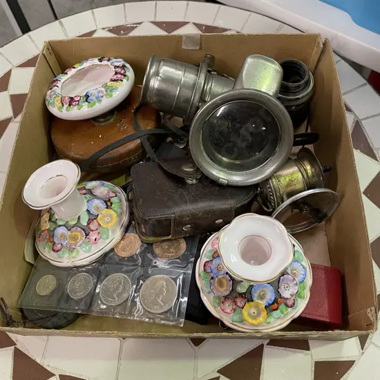 Box of assorted items