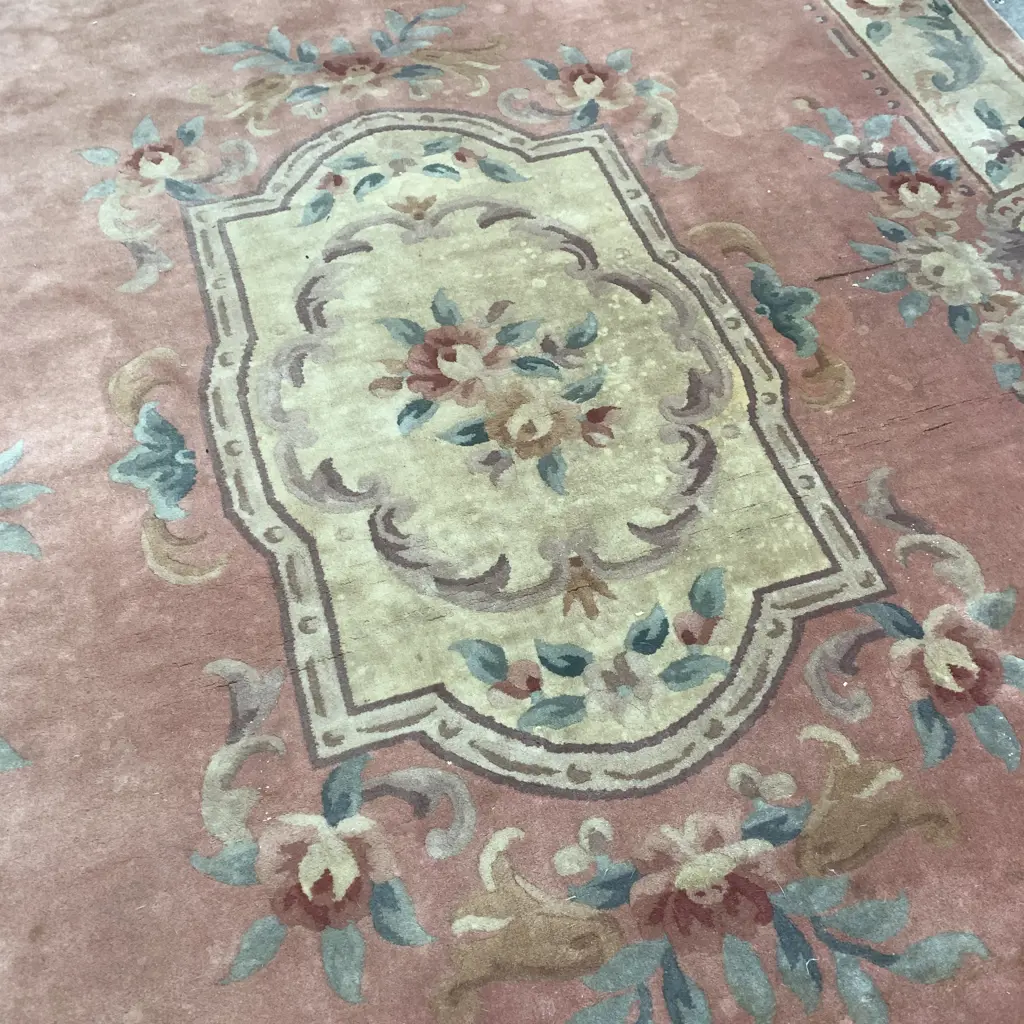 Plush Woven Large Floor Rug. Pink and Cream Colours 184 x 290cm Image 1++