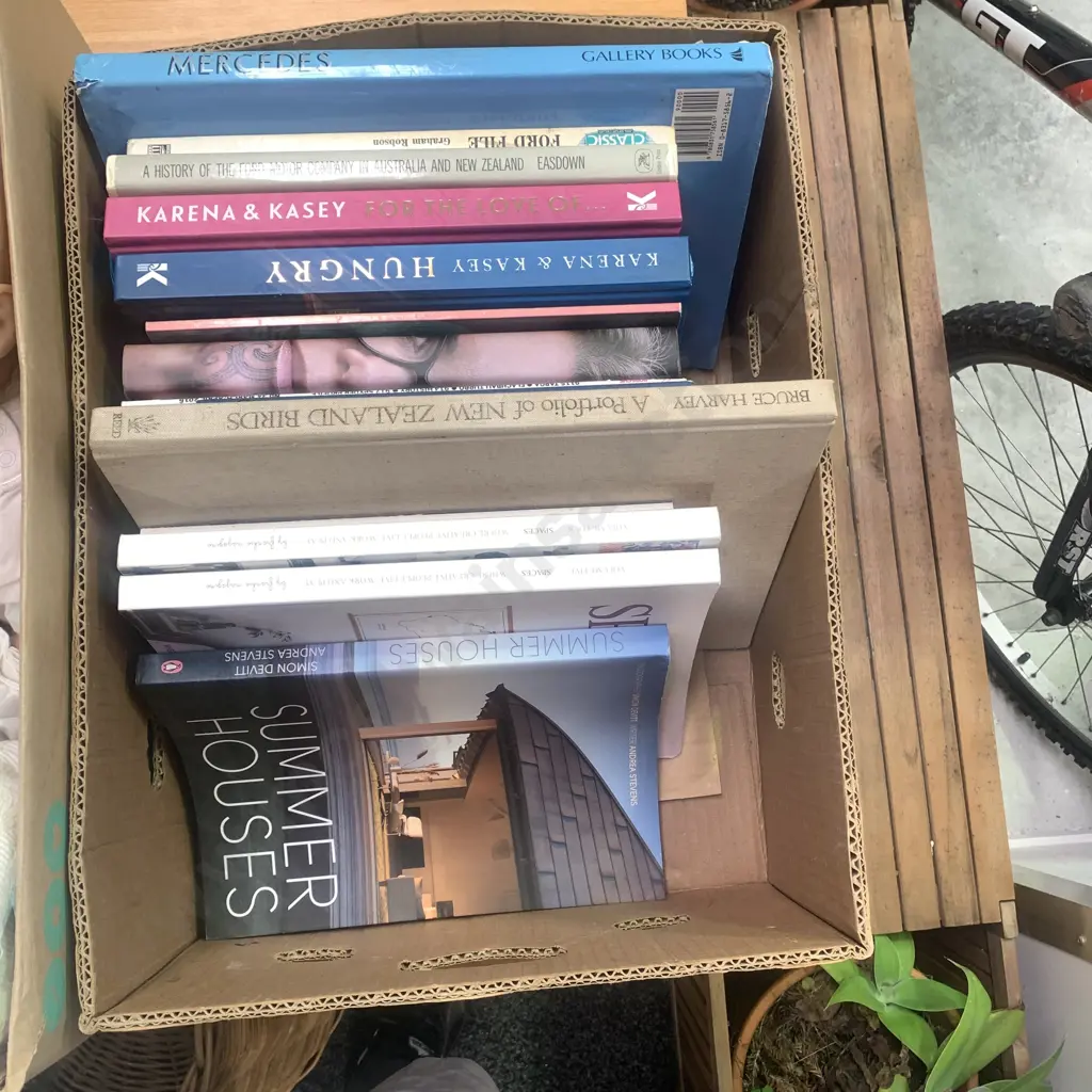 Large Selection of Hardcover Books etc, including Art, NZ BIrds, Architecture, Women KInd etc Image 1++