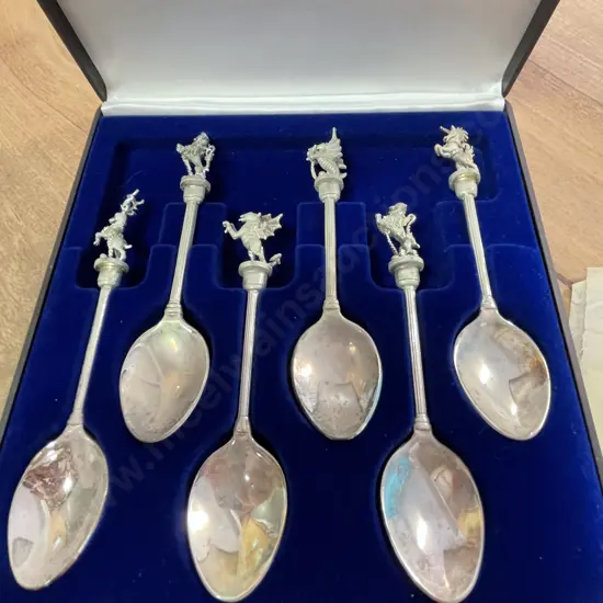 Boxed Set of Her Majesty the Queen Teaspoons - The Heritage Collection