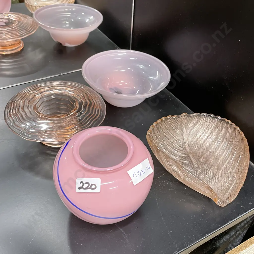 Hokitika Art Glass Bowl with Pink Vase and depression Glass Hat Vase plus leaf dish Image 1++