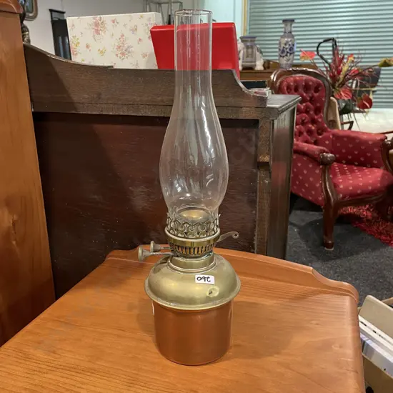 Best British Make Copper and Brass Kerosene Lamp with Glass Finial