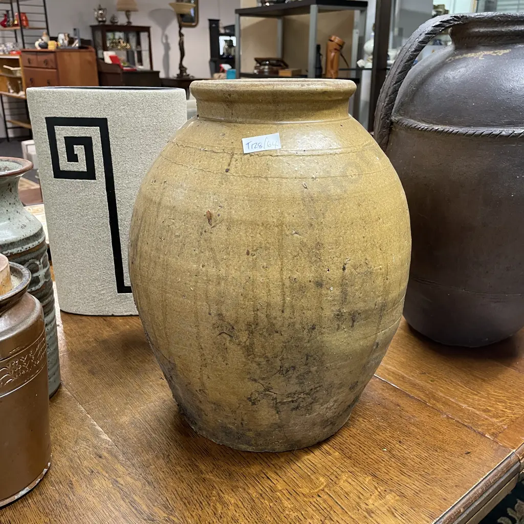 Large Stoneware Pot. H38cm Image 1++