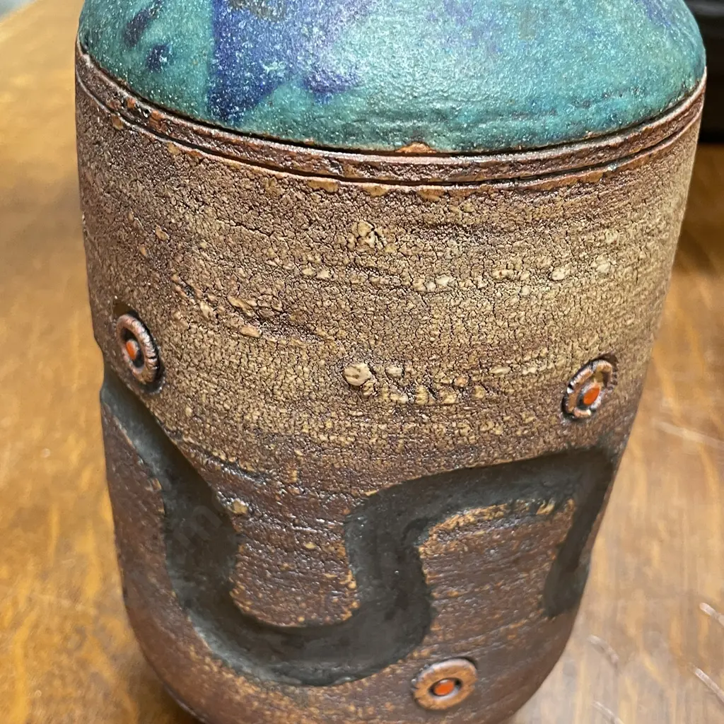 NZ Pottery Vase by Roger Brittain. Incised decoration with teal blue top. Signed. H25cm Image 1++