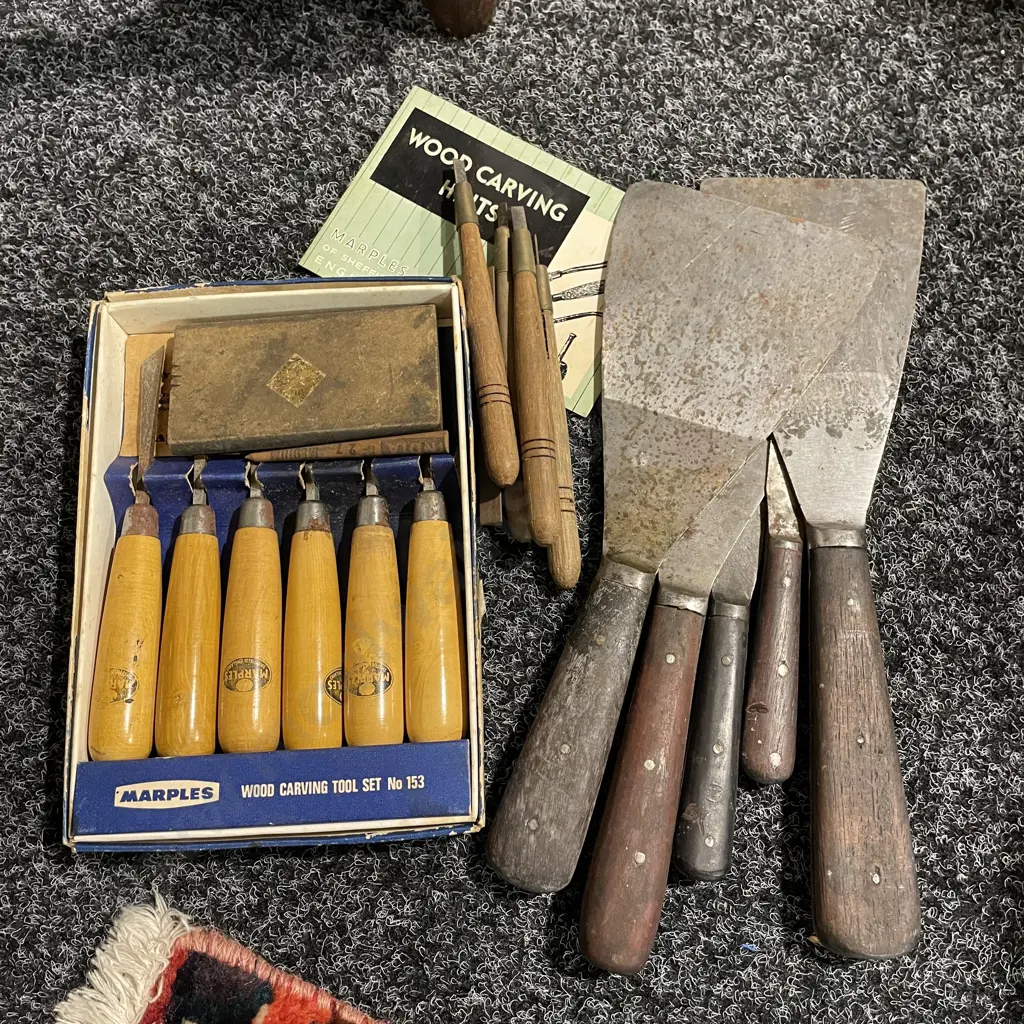 Vintage Wooden Handled Scrappers and Knives with Boxed Marples Wood Carving Tool Set with Extra Tools Image 1++