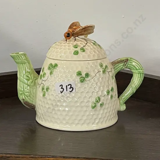 PSJ Teapot with Bee Finial