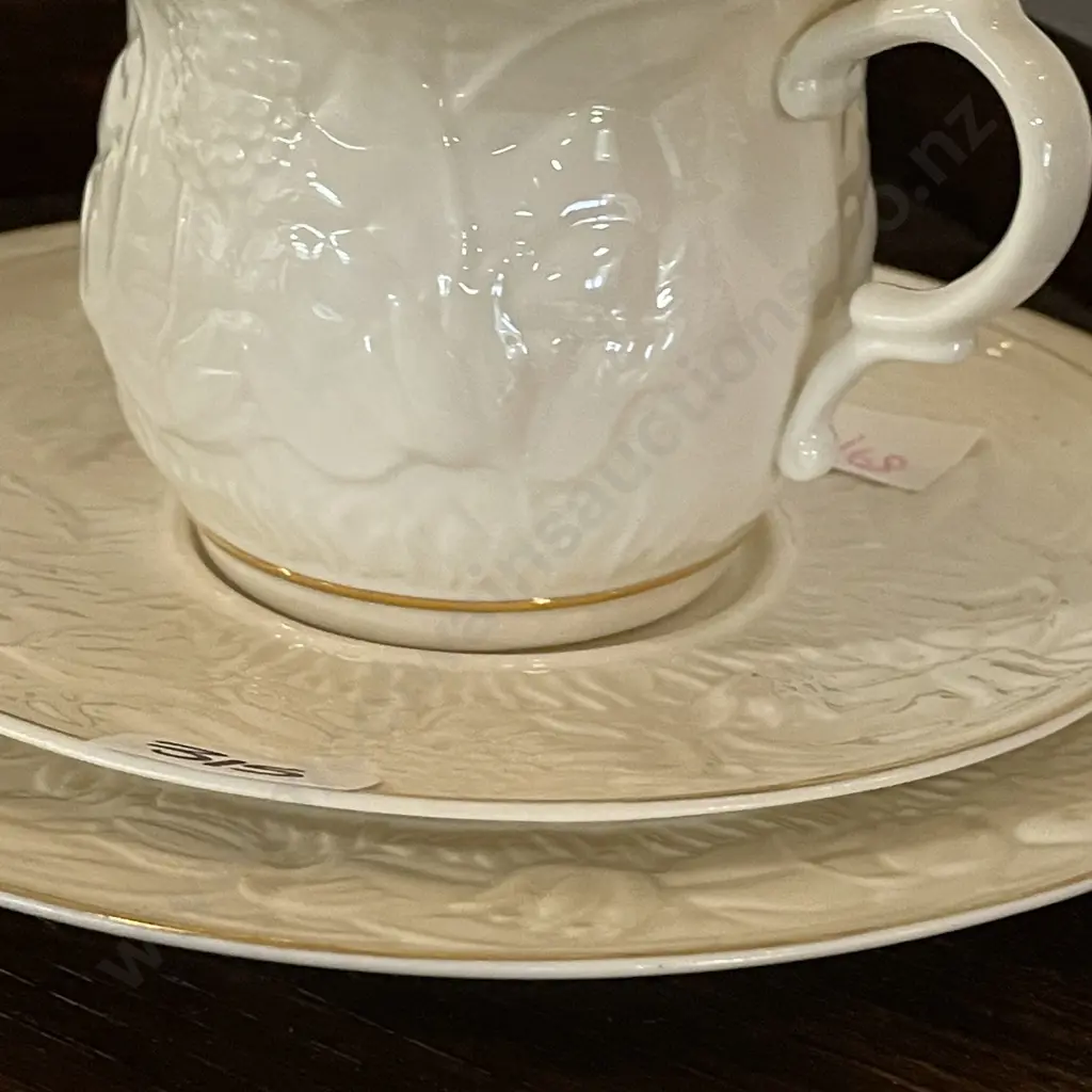 Belleek Trio "Serenity" Image 1++