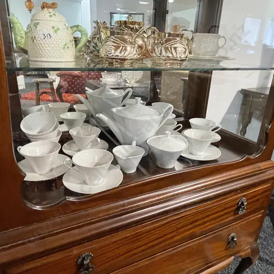 Hutschenreuther Mid Century 15 Piece White porcelain teaset