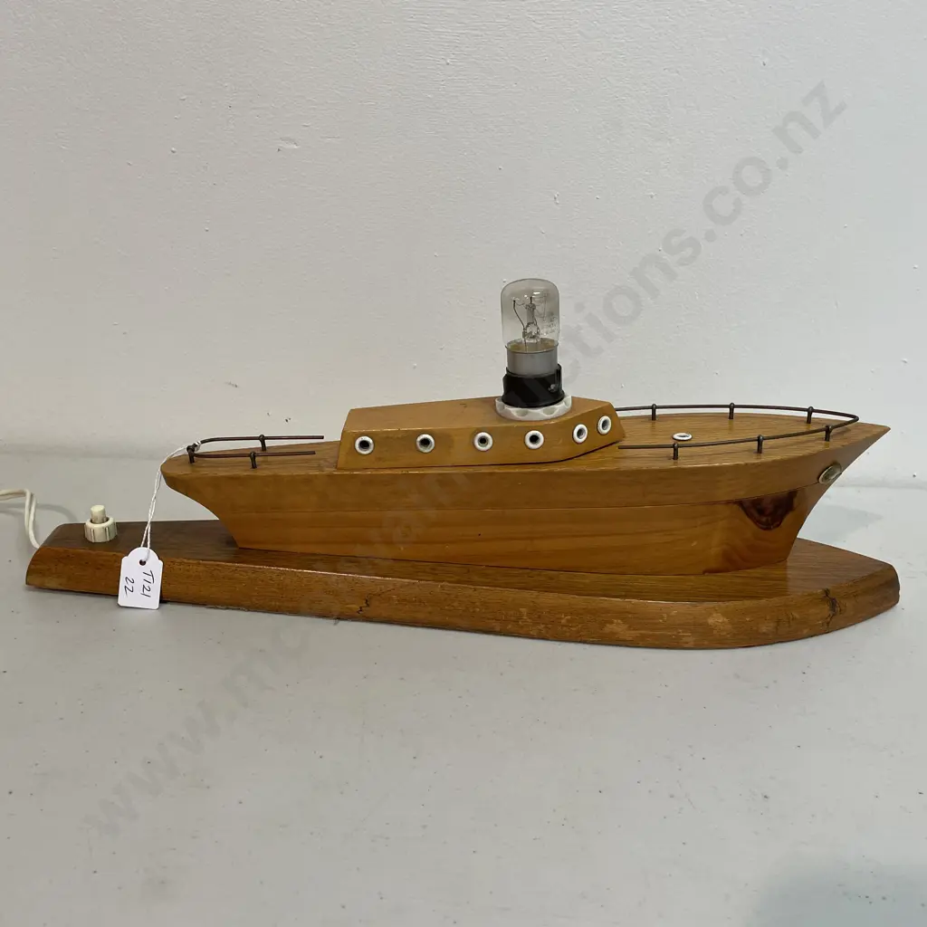Vintage Mid Century Model Boat Lamp. L41cm. Working condition. Image 1++