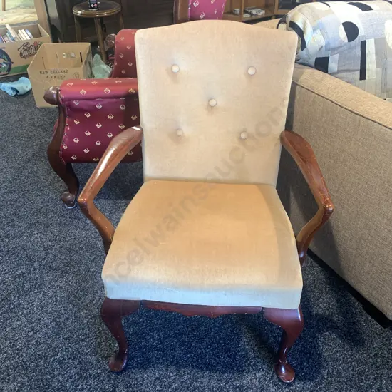 Vintage Retro Wooden Bedroom Chair with Mustard Button Back Fabric. Queen Anne Legs. H80 W60cm