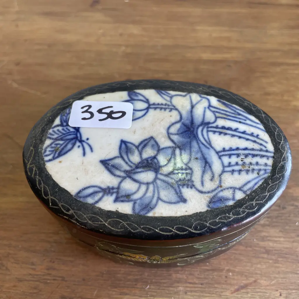 Antique Lacquer Oval Lidded Box with hand painted flow blue and white porcelain top. 10 x 7cm H6cm Image 1++