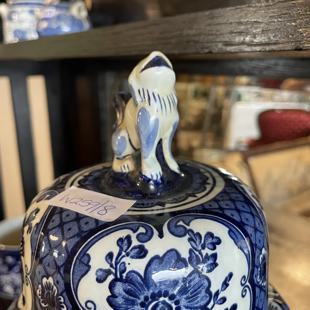 Large Boch Belguim Delfts Flow Blue and White hand painted Ginger Jar with foo dog finial on lid H41cm Image 1++