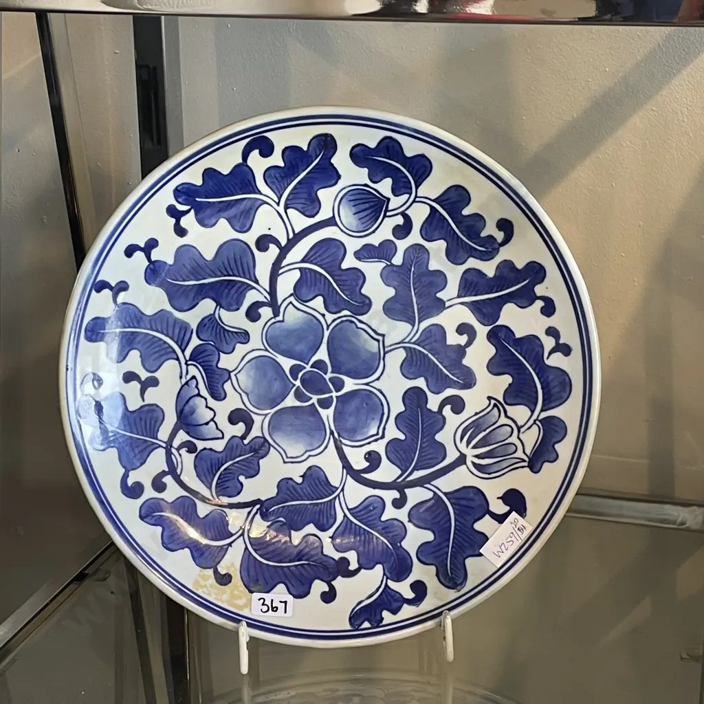 Vintage handpainted flow Blue and white Charger Dia31cm Image 1++