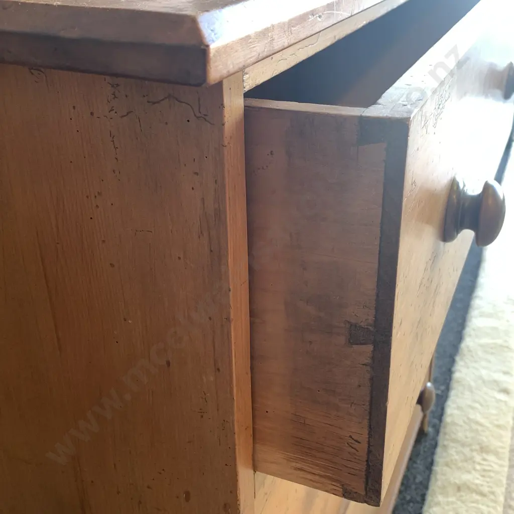 Vintage Kauri 5 Drawer Dresser with Central Mirror. H164 W91 D42cm Image 1++