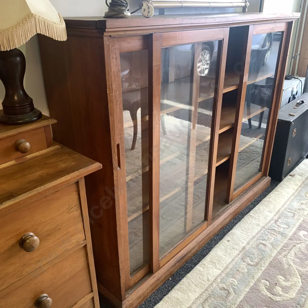 Solid Kauri Cabinet with 3 Sliding Glass Doors and 3 Internal Shelves - H122 W154 D44cm Image 1++