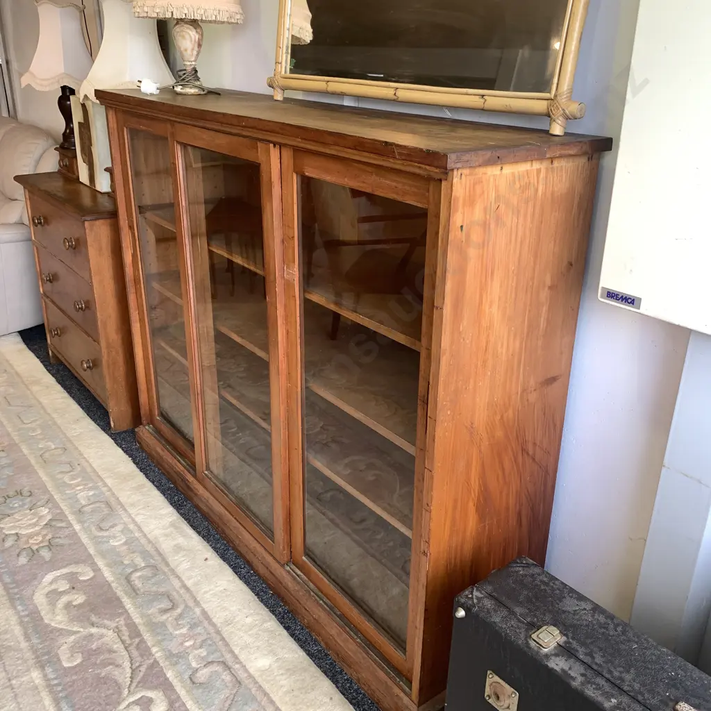 Solid Kauri Cabinet with 3 Sliding Glass Doors and 3 Internal Shelves - H122 W154 D44cm Image 1++