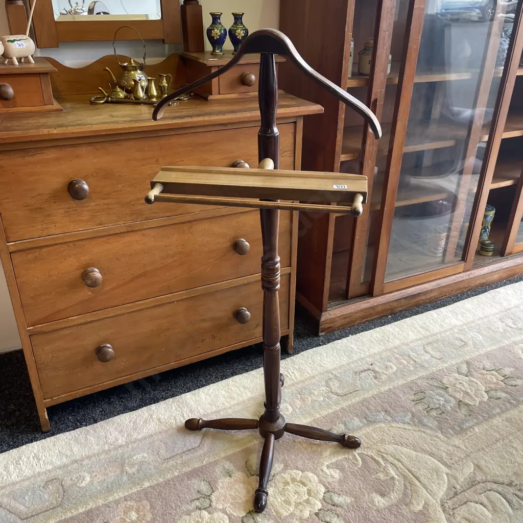 Antique Wooden Gentlemen's Valet/Suit Stand with tray and rail Image 1++