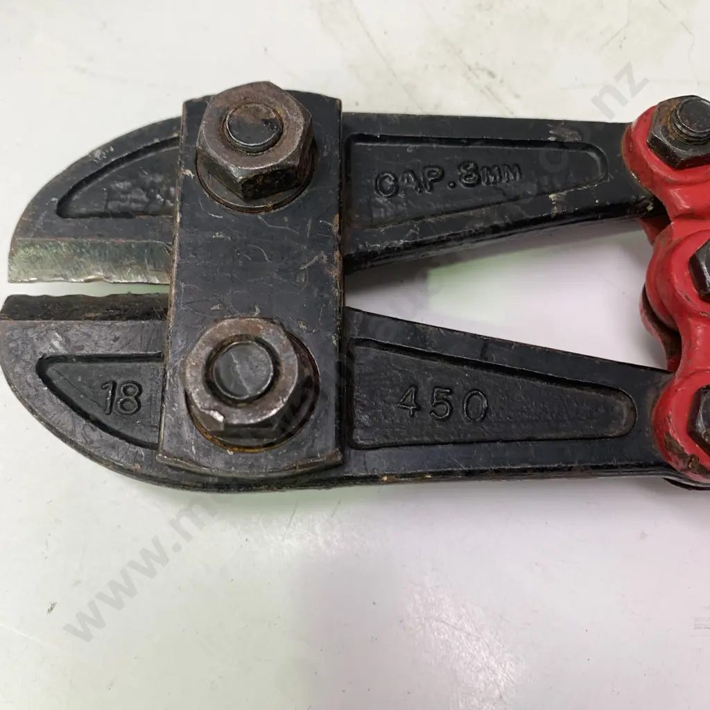 Pair of Bolt Cutters incl Trojan 24in and 18 in Image 1++
