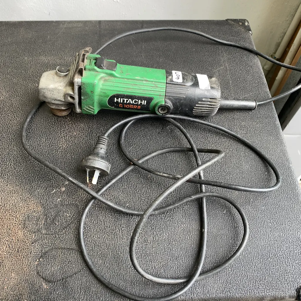 Hitachi Corded Grinder - Model G10SR2 Image 1++