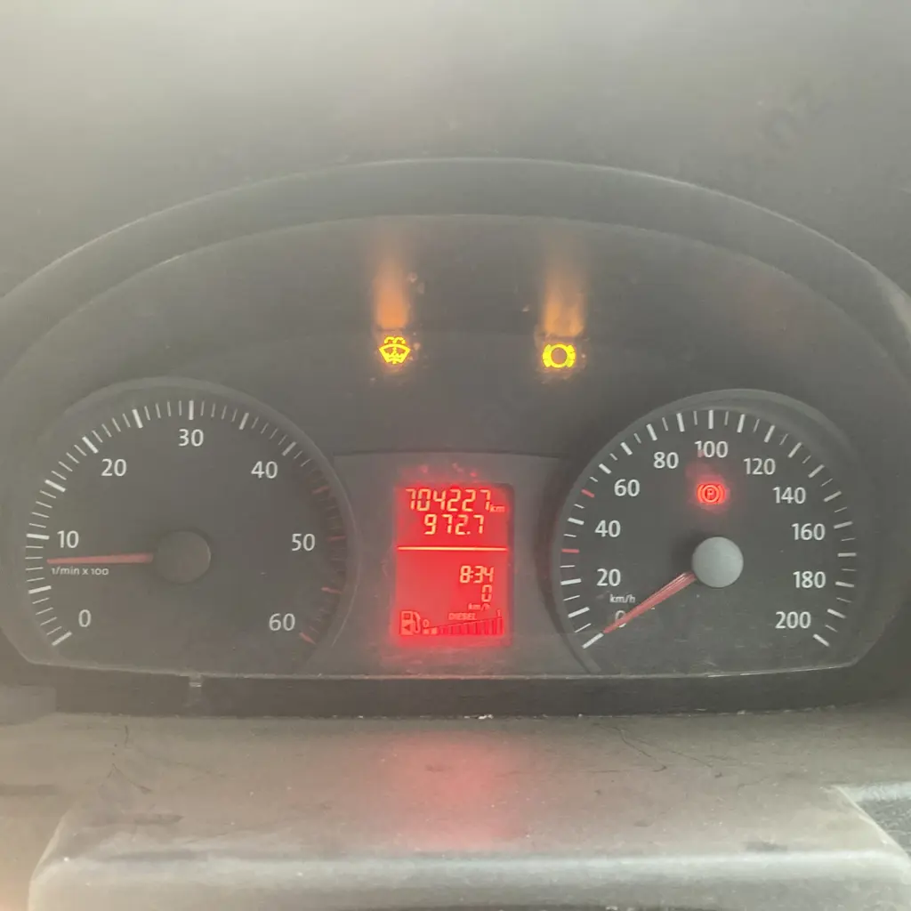 2006 Volkswagen Crafter 35 LWB 100 6M,DQK887, Diesel, Manual, 704227KMs, Reg 4/1/2023, WOF 12/3/2023, RUC 705000kms Image 1++