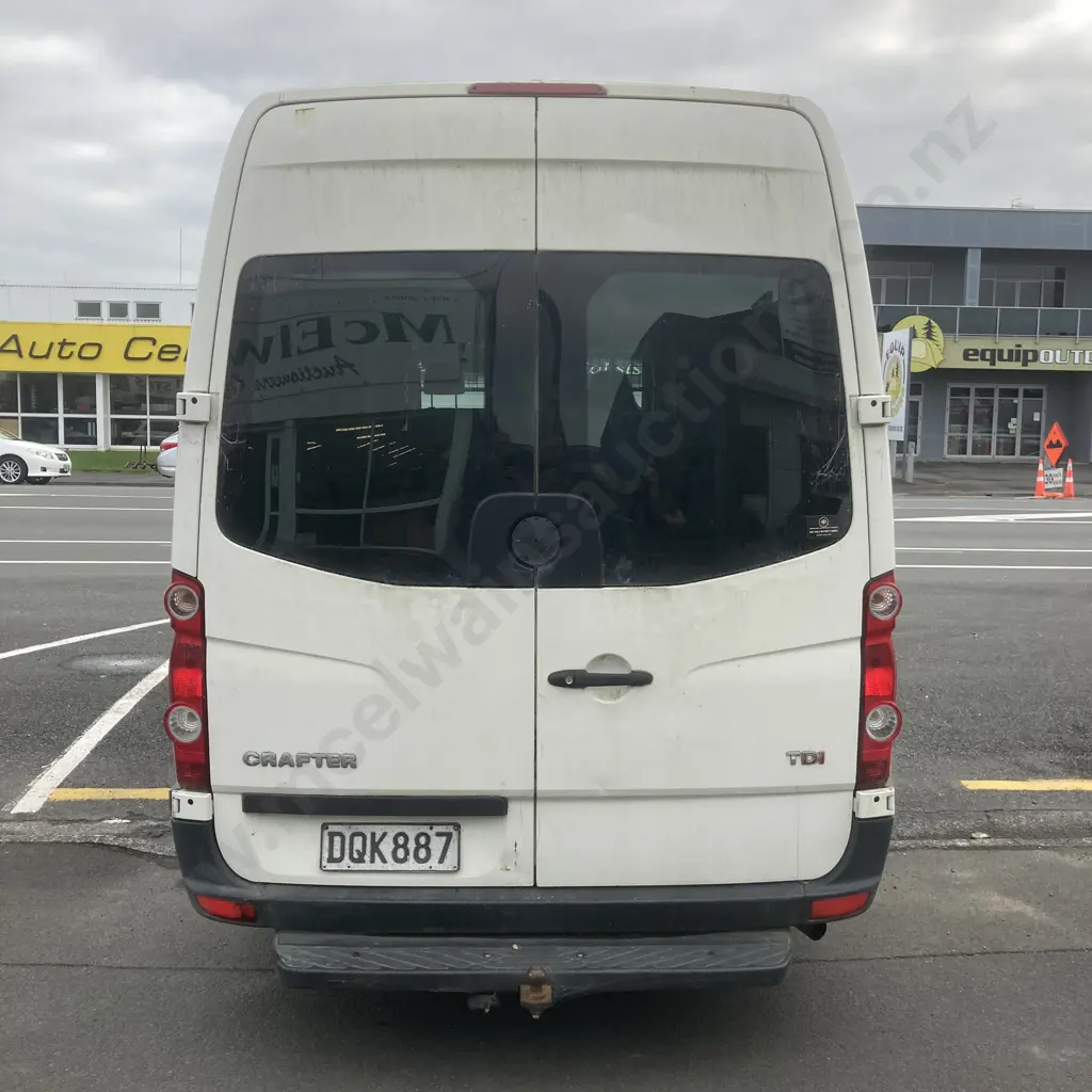 2006 Volkswagen Crafter 35 LWB 100 6M,DQK887, Diesel, Manual, 704227KMs, Reg 4/1/2023, WOF 12/3/2023, RUC 705000kms Image 1++