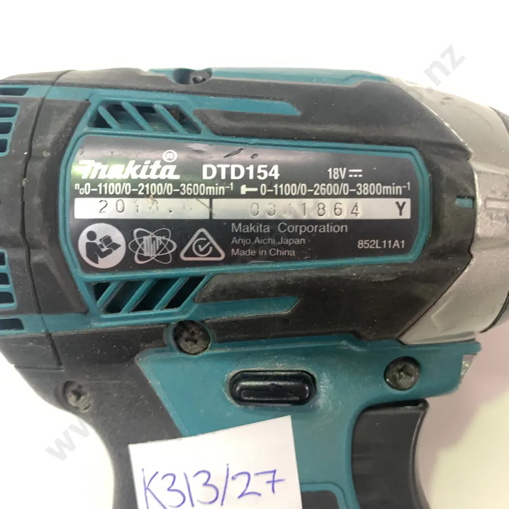 Makita Impact Driver Model DTD154 with 18V Battery Image 1++