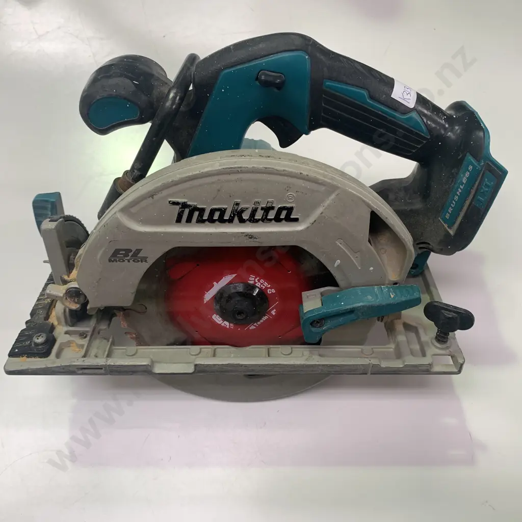 Makita Circular Saw Skinless, Model DHS680 Image 1++