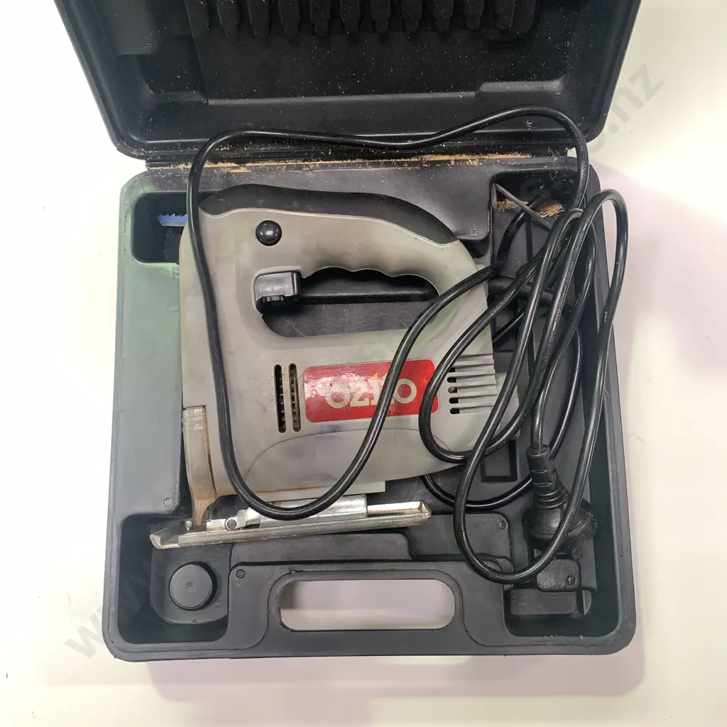 Ozito Jigsaw in Case Model OZJS4000A Image 1++